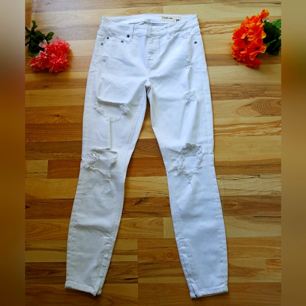 Sale! $30 Pistola open knee size 27 white